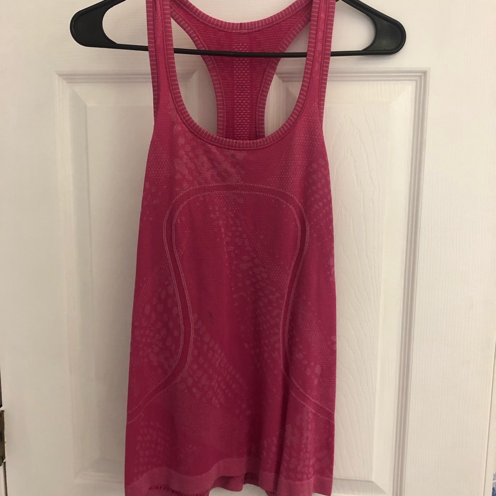 Lululemon Swiftly Tech Racerback size 6